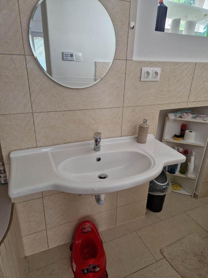 Tifani Apartman Кестхей Екстер'єр фото